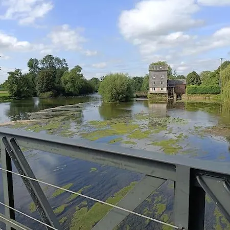 Holiday home La Passerelle ,montreuil ,le Mans *