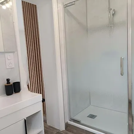Holiday home La Passerelle ,montreuil ,le Mans *